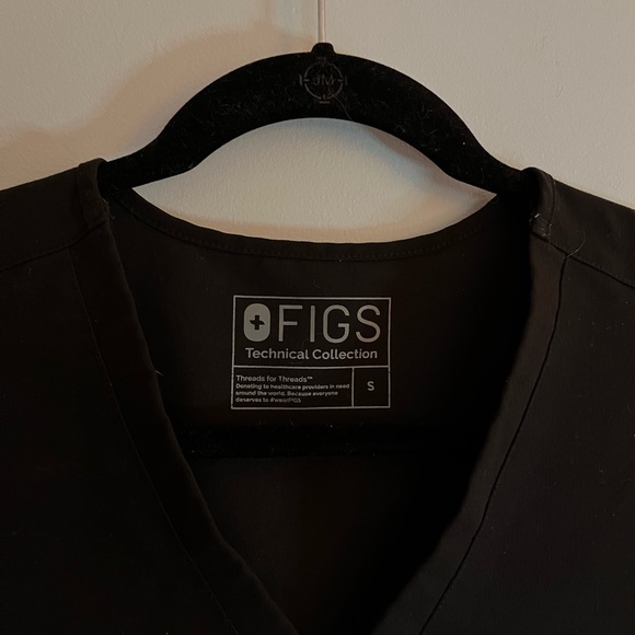 Black Figs Casma Scrub Top Size Small - Picture 2 of 3